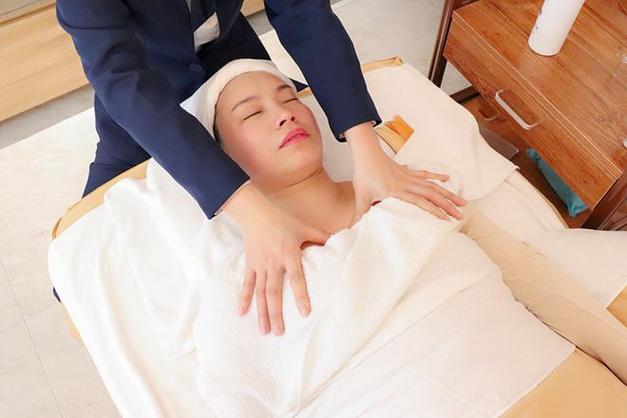 人妻少妇人妻少妇的相关介绍