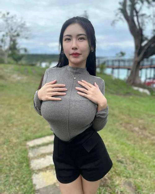 邻居少妇小说的相关介绍