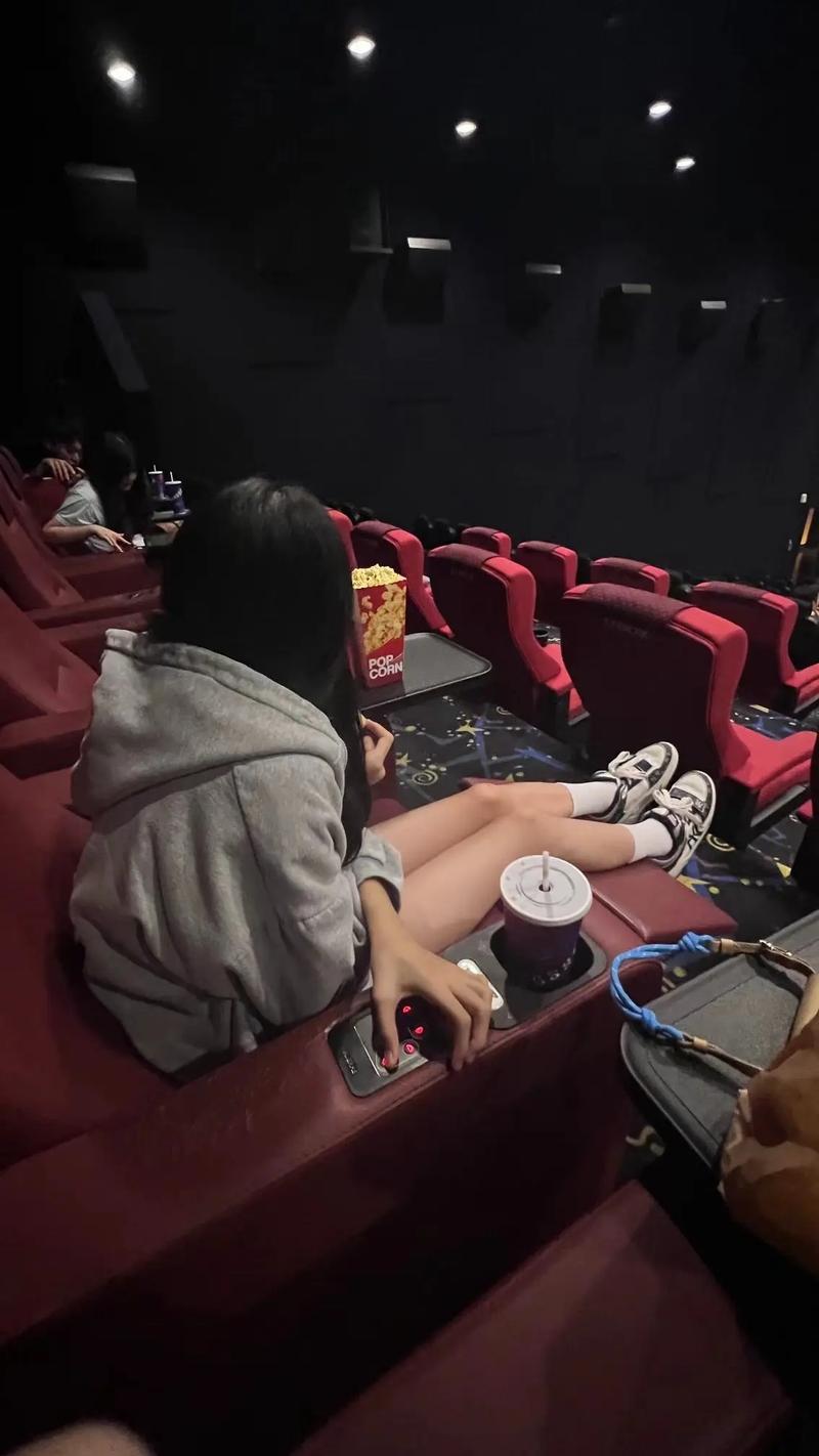 18禁韩漫在线免费观看的相关介绍