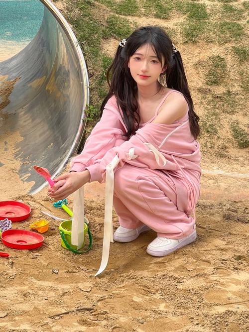 18禁网站免费观看入口的相关介绍